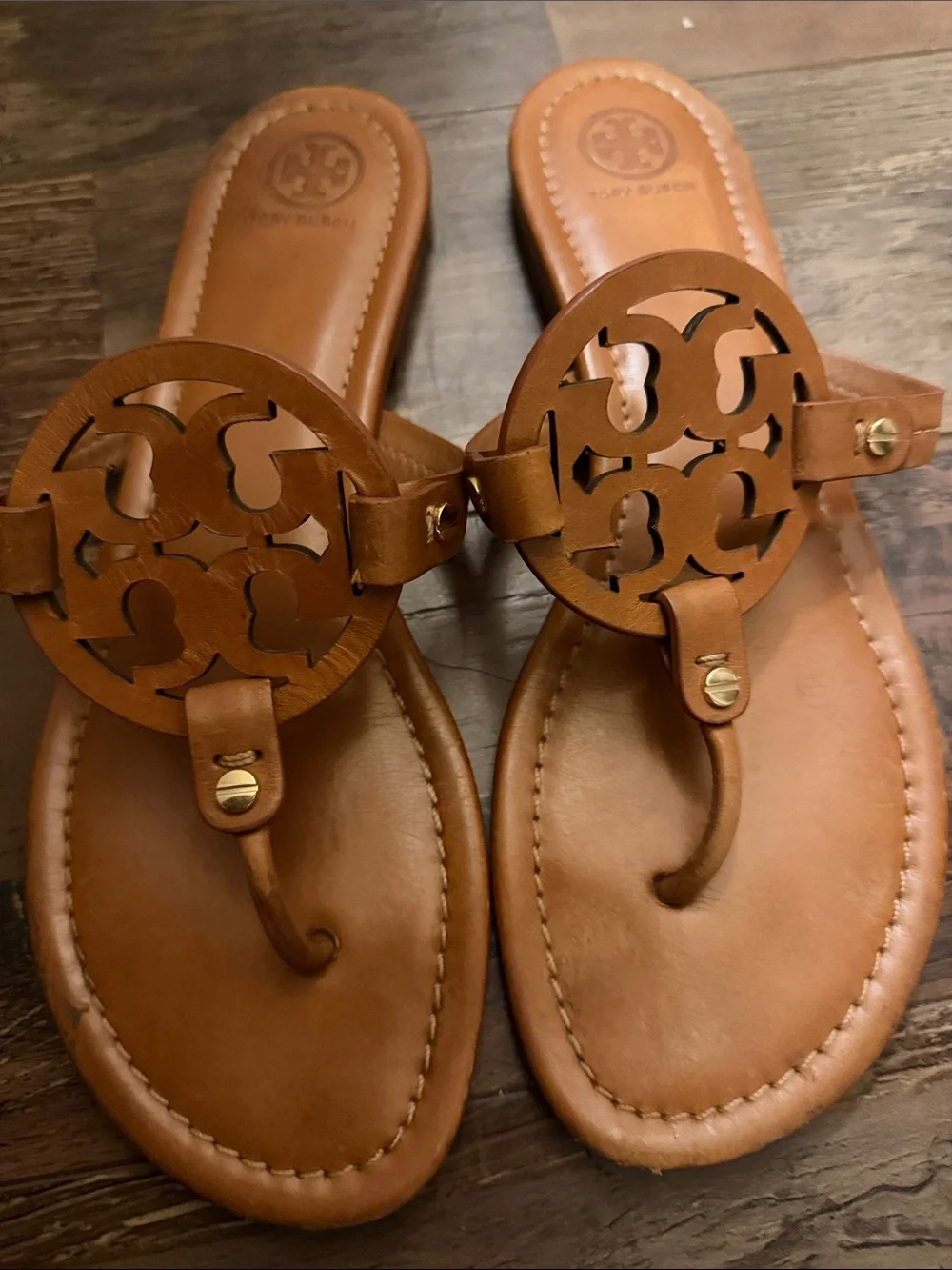 Tory Burch Tan Leather Logo Thong Sandals - Picture 1 of 6